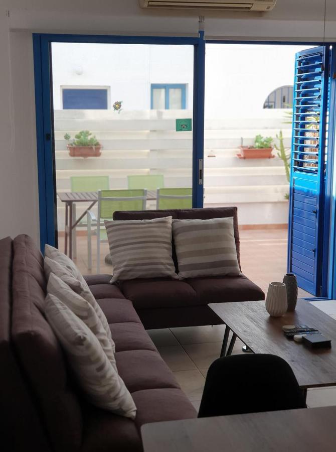 Ferienwohnung Central Gem - 10 Min Walk To The Sea, Harbor And Mall Paphos Exterior foto